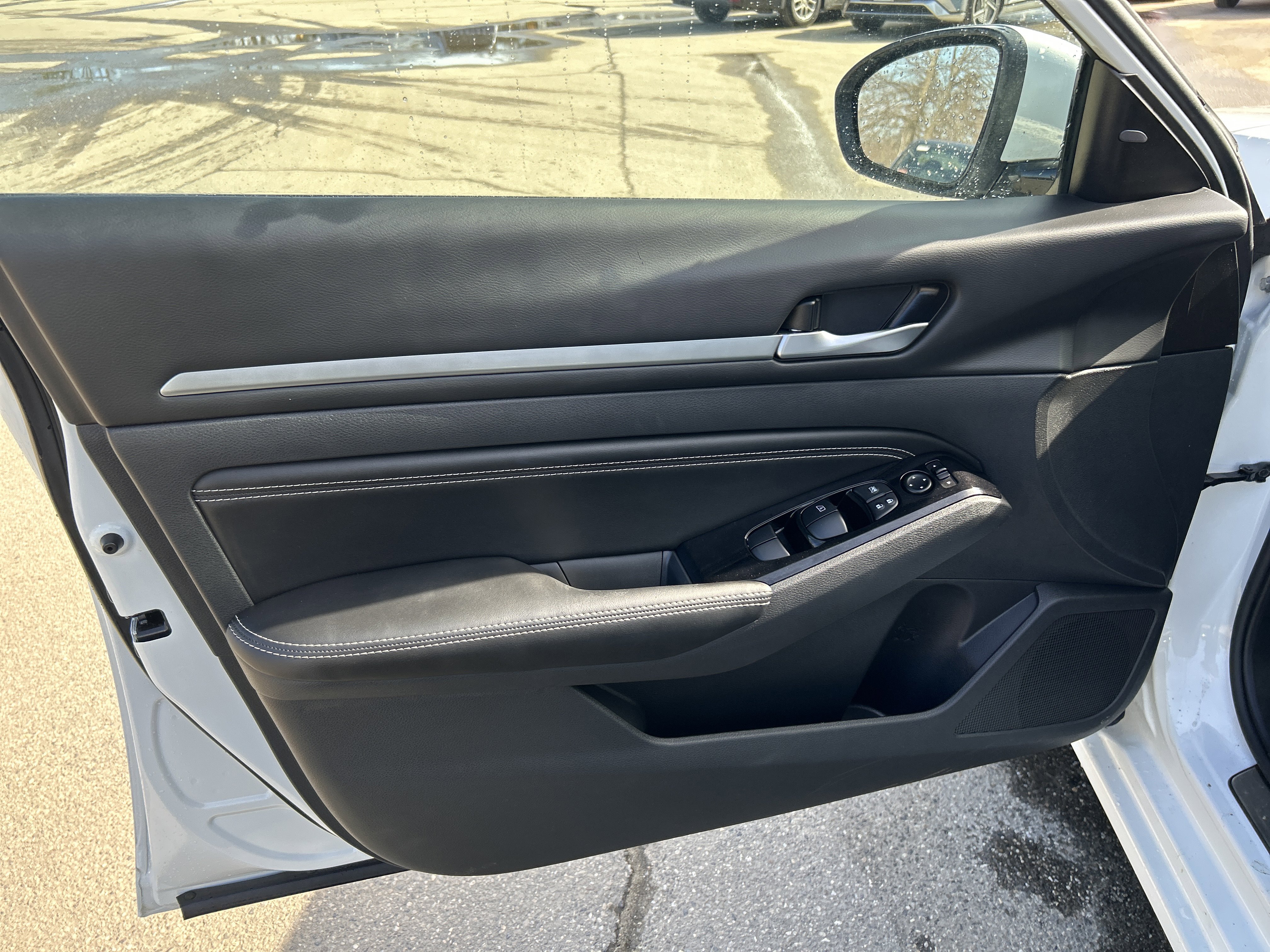 Used 2023 Nissan Altima 2.5 SL image 15