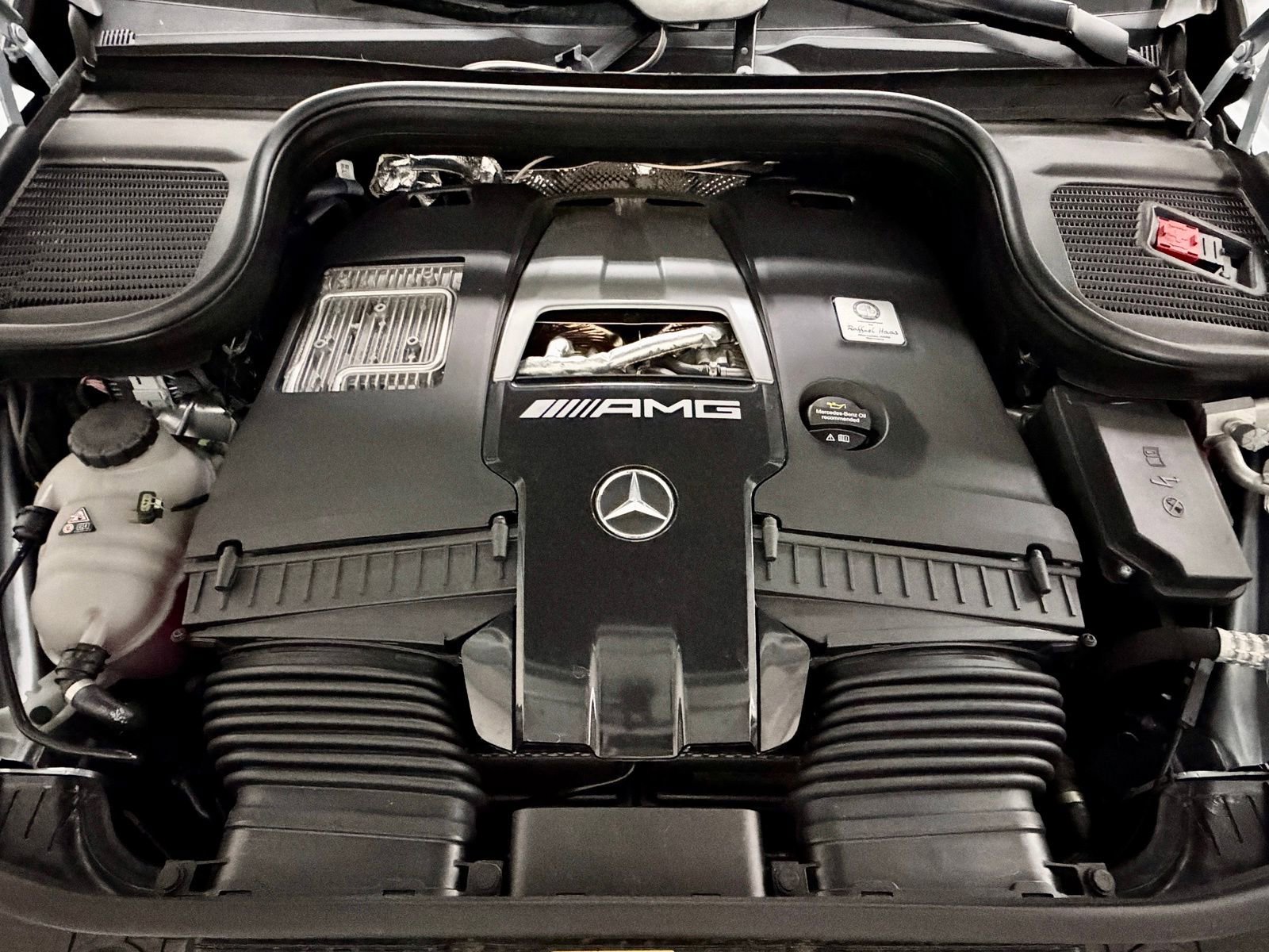 Used 2024 Mercedes-Benz GLS 63 AMG 4MATIC image 44