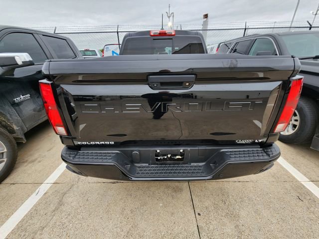 Used 2023 Chevrolet Colorado LT w/ LT Convenience Package III RWD image 5
