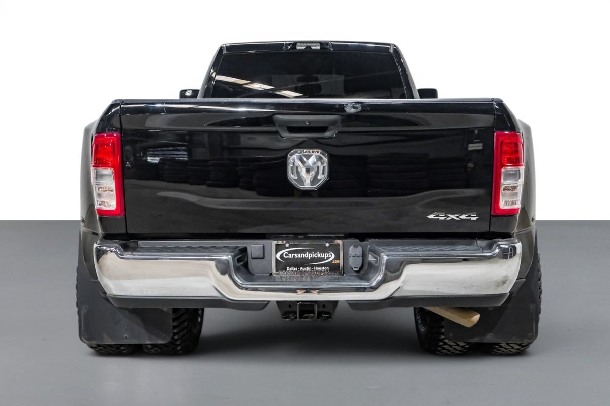 Used 2024 RAM 3500 Tradesman w/ Chrome Appearance Group AWD/4WD image 7
