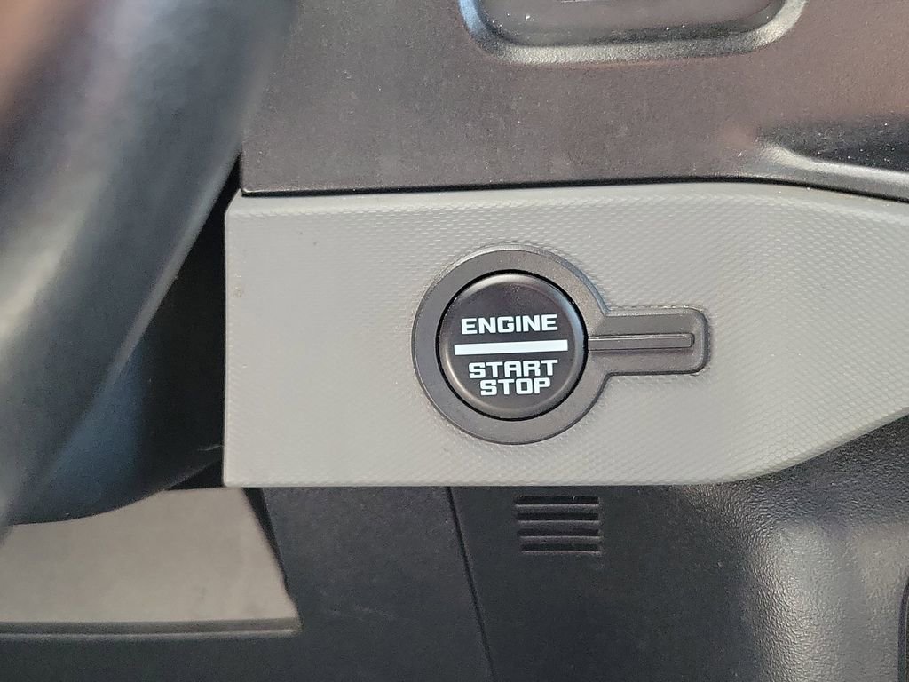Used 2021 Ford Bronco Black Diamond AWD/4WD image 30