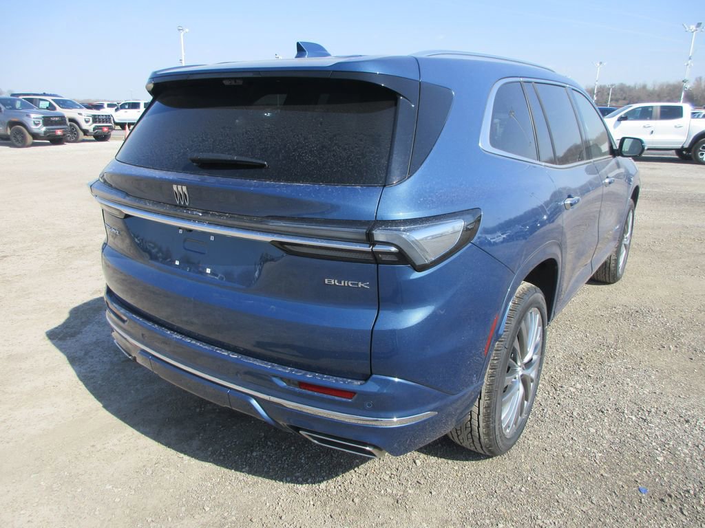 New 2026 Buick Enclave Avenir image 5