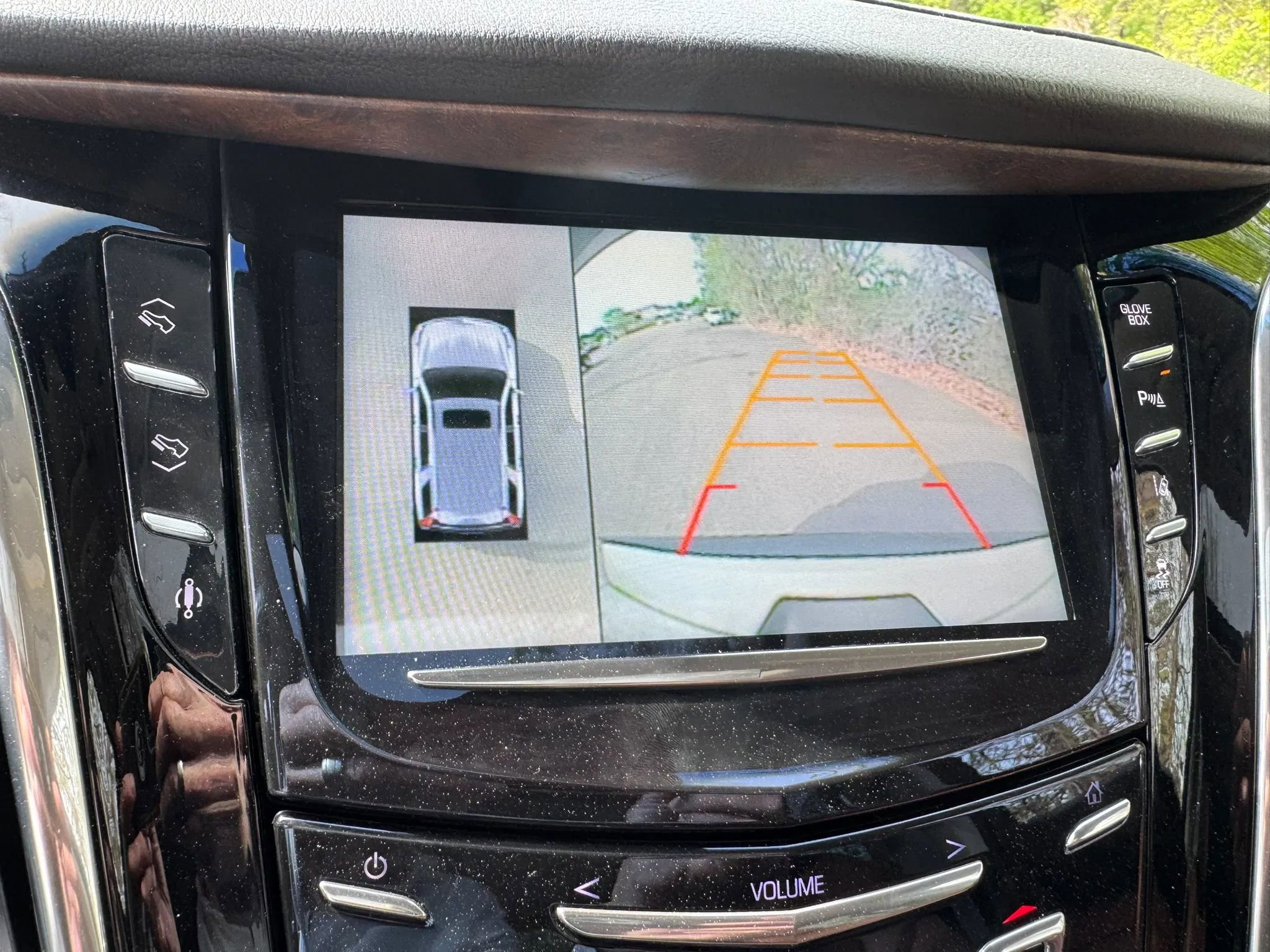 Used 2015 Cadillac Escalade Luxury image 35