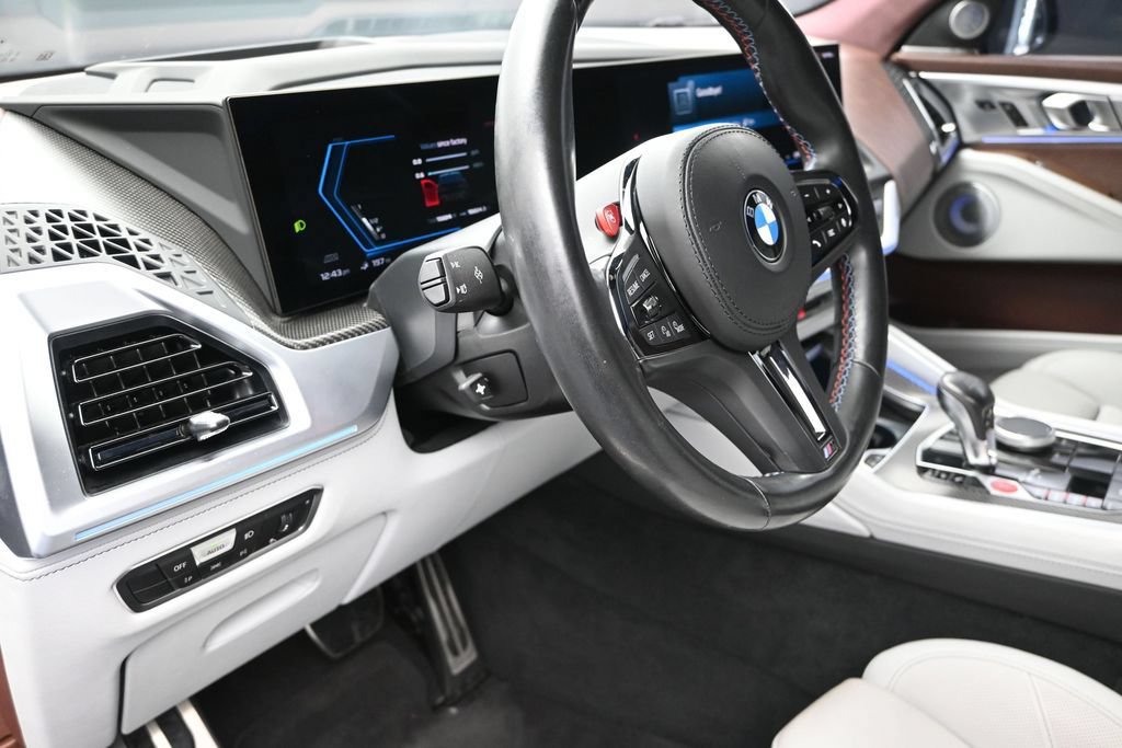 Certified 2023 BMW XM AWD/4WD image 12