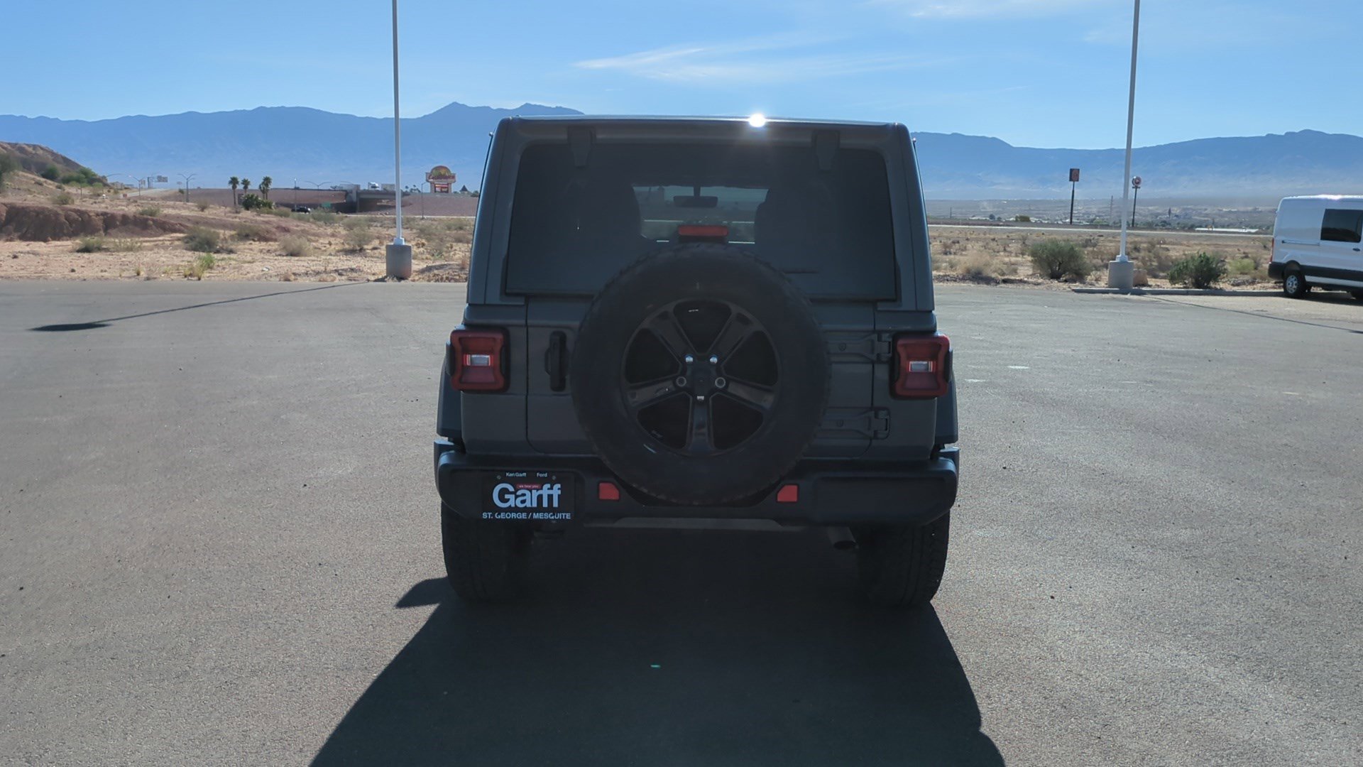 Used 2023 Jeep Wrangler Unlimited Sahara image 4