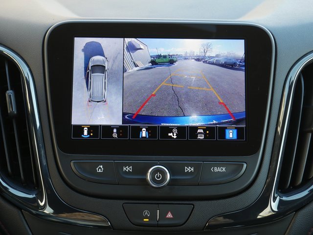 Used 2022 Chevrolet Equinox RS w/ RS Leather Package image 7