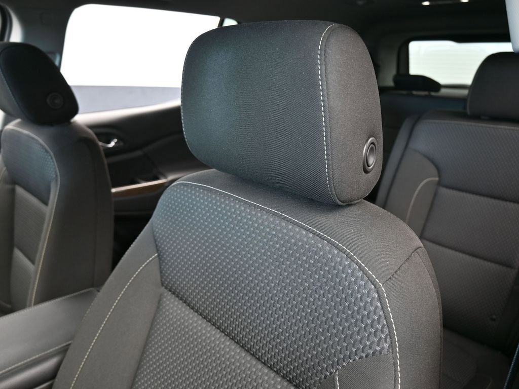 Used 2023 GMC Acadia SLE w/ Driver Convenience Package image 16