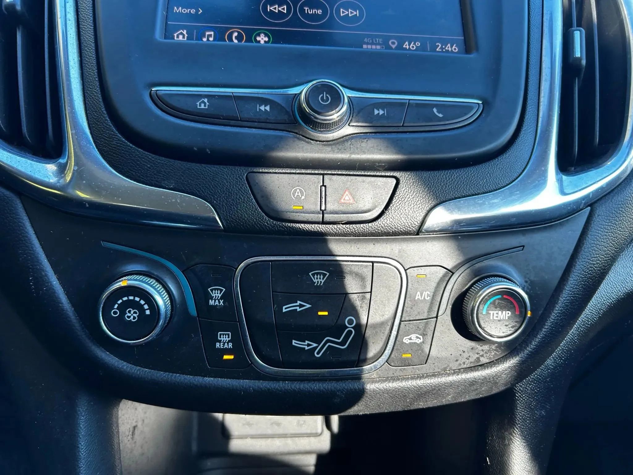 Used 2022 Chevrolet Equinox LT image 17