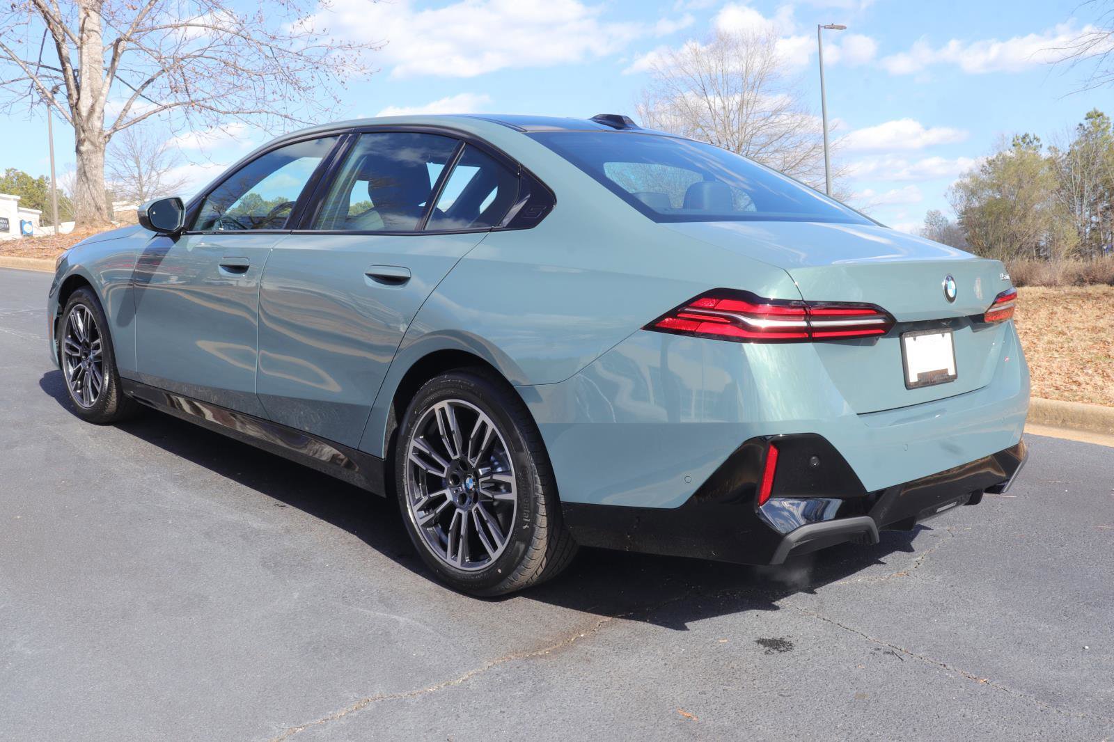 Used 2025 BMW 530i 530i w/ M Sport Package image 7