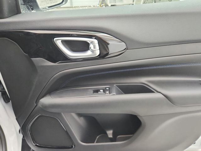 New 2026 Jeep Compass Latitude image 35