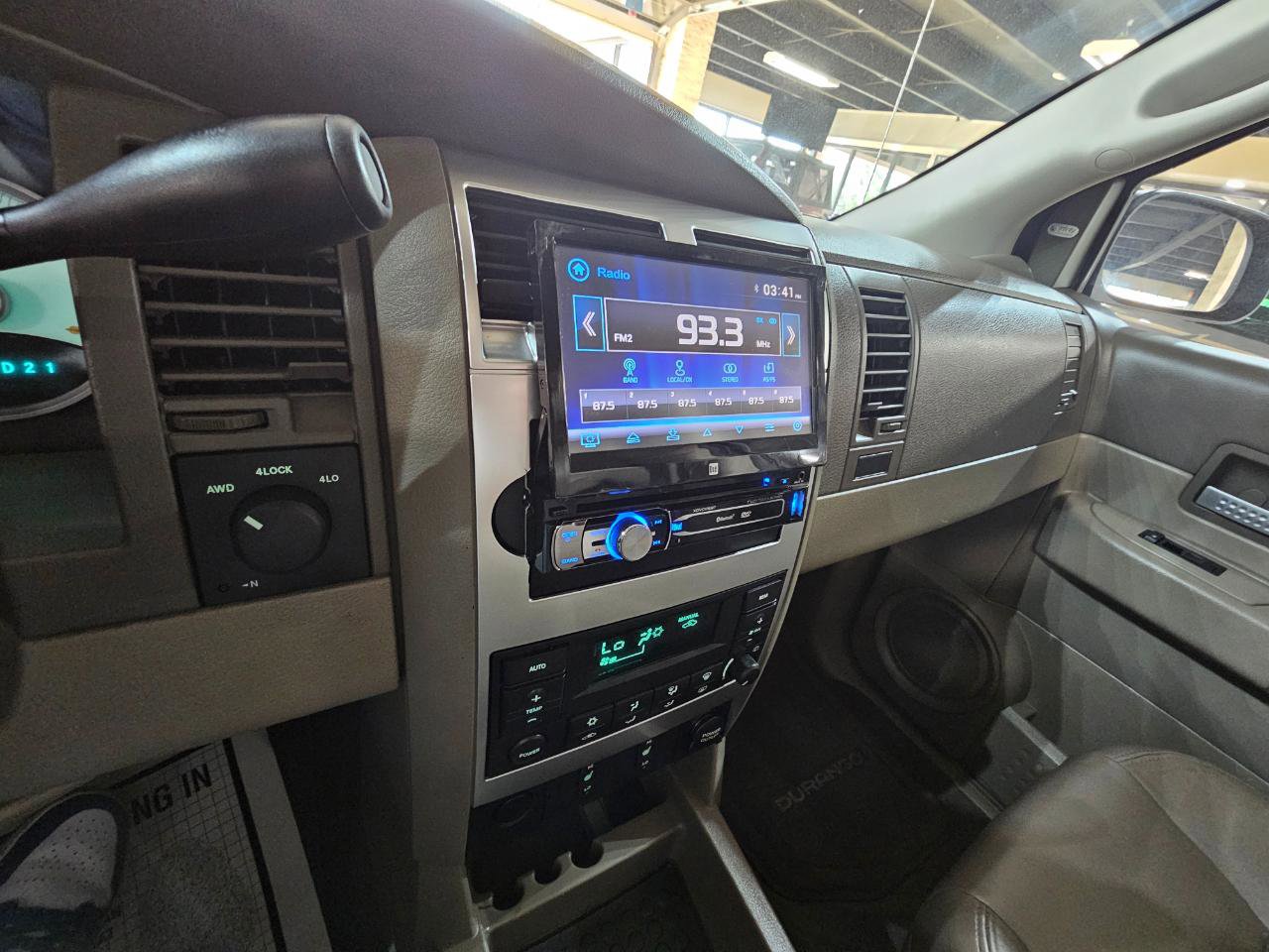 Used 2004 Dodge Durango Limited w/ Trailer Tow Group AWD/4WD image 38
