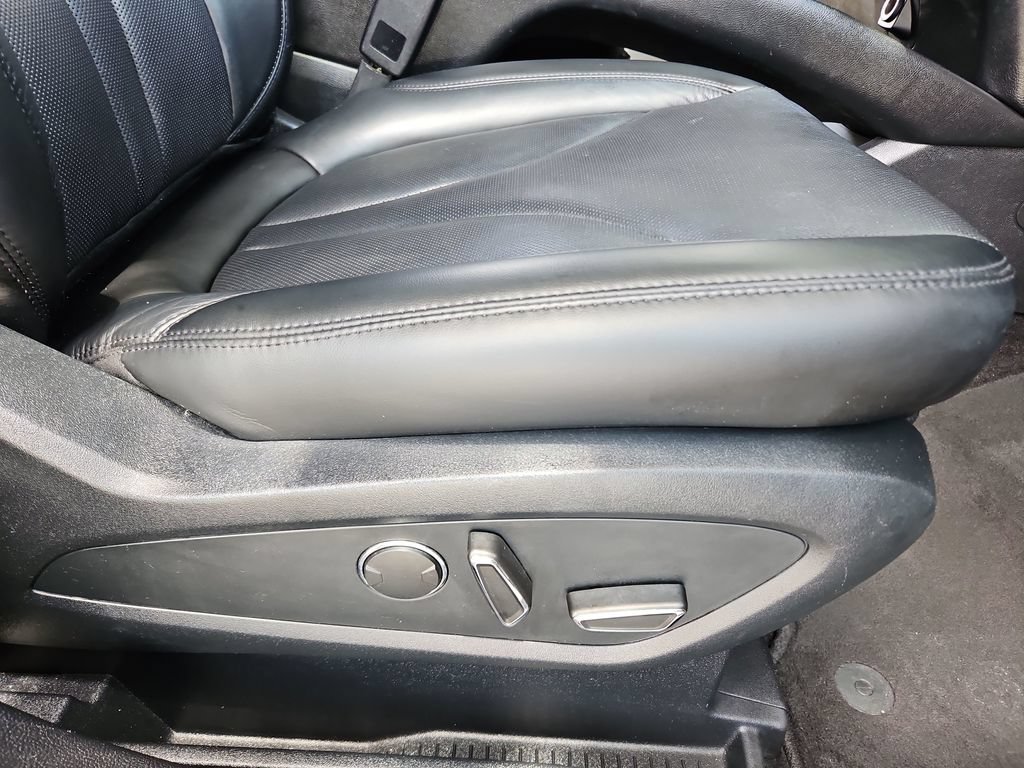 Used 2020 Lincoln Nautilus Reserve AWD/4WD image 28