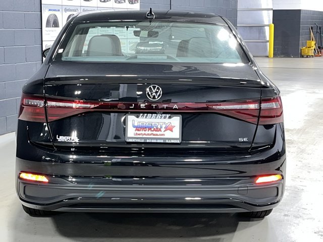 New 2025 Volkswagen Jetta SE image 7