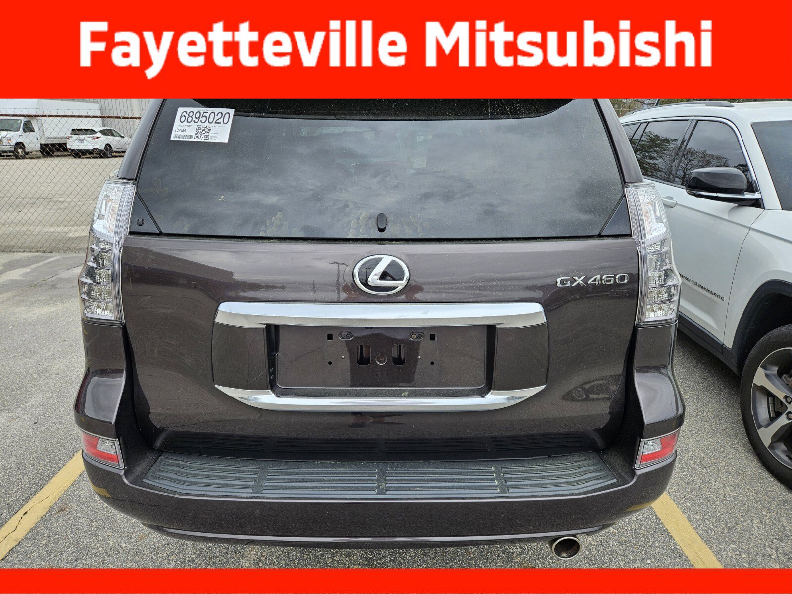 Used 2020 Lexus GX 460 Premium w/ Premium Package image 10