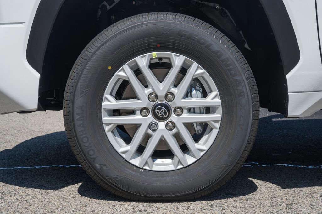New 2026 Toyota Tundra SR5 AWD/4WD image 17