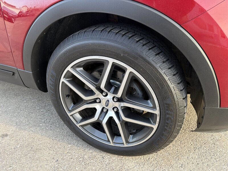 Used 2017 Ford Explorer Sport w/ Equipment Group 401A image 10