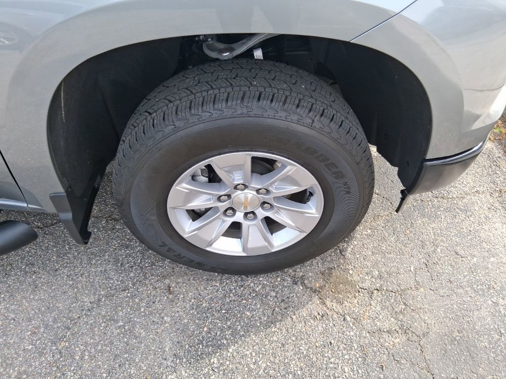 Used 2026 Chevrolet Silverado 1500 W/T w/ WT Value Package RWD image 11