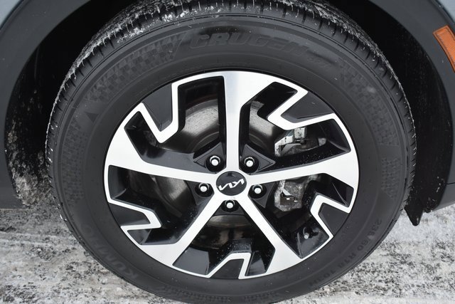 Used 2023 Kia Sportage EX image 45
