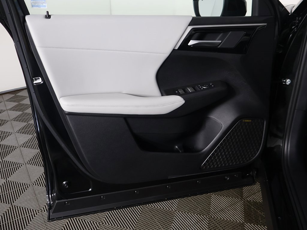 New 2026 Mitsubishi Outlander SE image 26