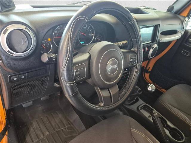 Used 2013 Jeep Wrangler Rubicon w/ PWR Convenience Group AWD/4WD image 10