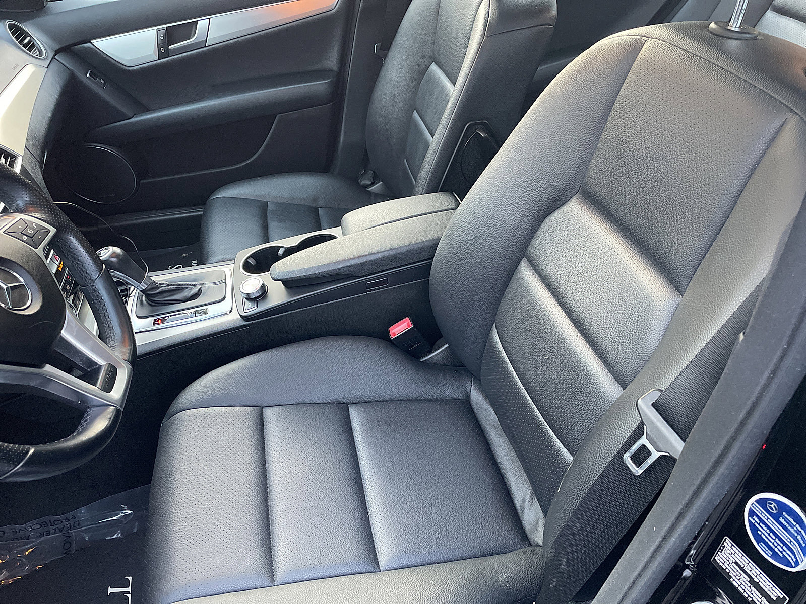 Used 2014 Mercedes-Benz C 300 4MATIC Sedan image 34