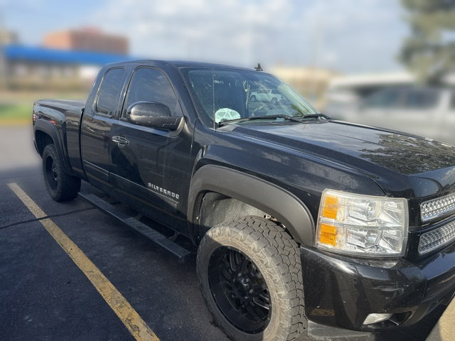 Used 2013 Chevrolet Silverado 1500 LTZ w/ LTZ Plus Package AWD/4WD image 36