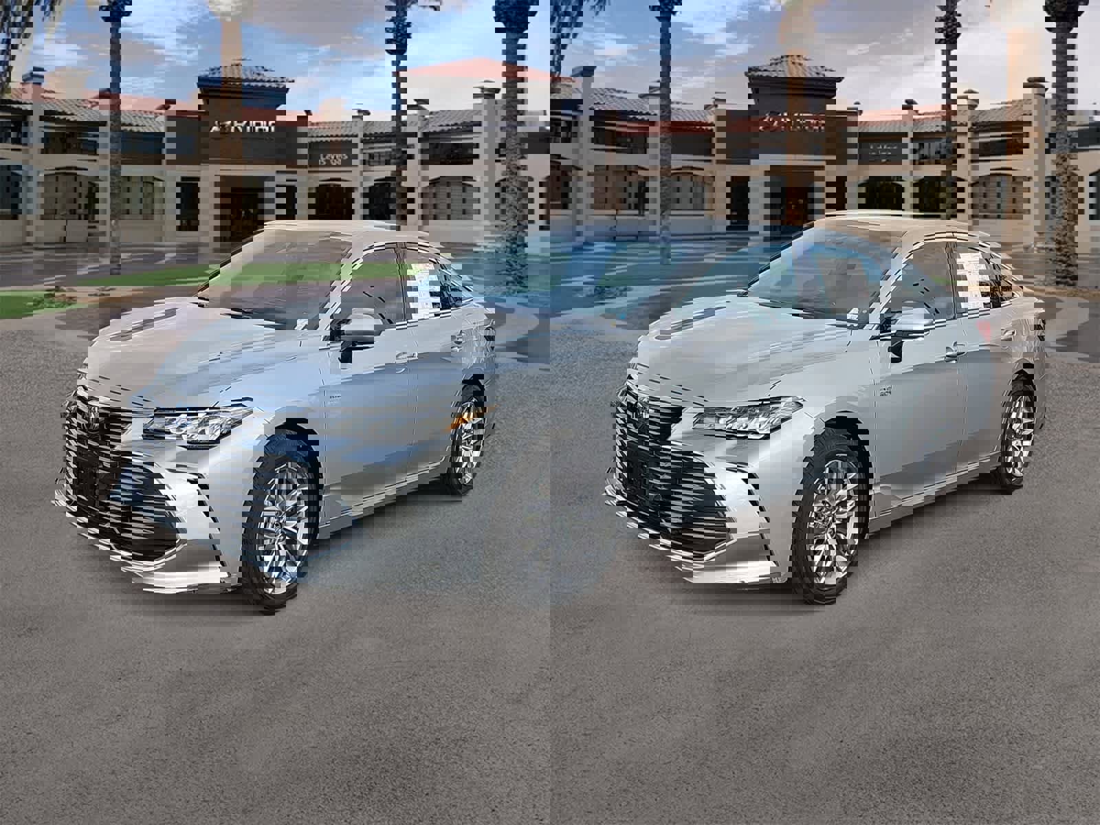 Used 2021 Toyota Avalon XLE w/ Carpet Mat Package (TMS) image 4