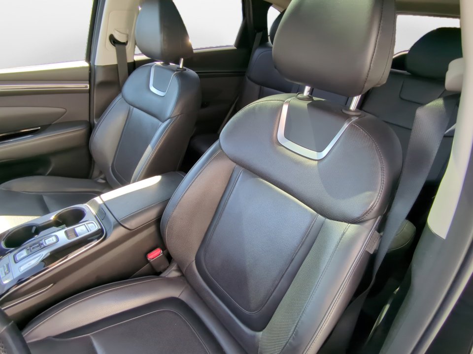 Used 2022 Hyundai Tucson Limited w/ Cargo Package image 13