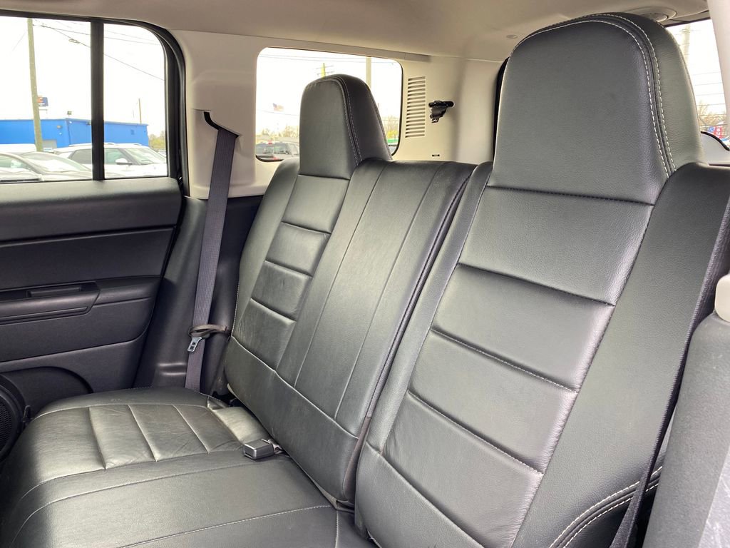 Used 2017 Jeep Patriot Sport AWD/4WD image 16