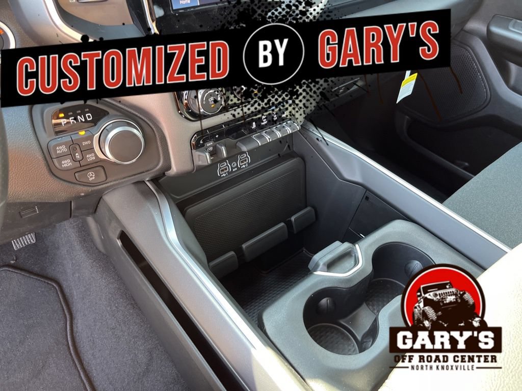 New 2026 RAM 1500 Big Horn w/ Night Edition AWD/4WD image 13