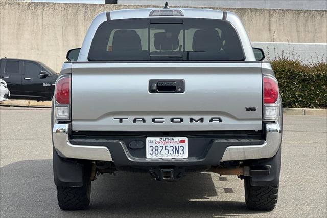 Certified 2022 Toyota Tacoma TRD Off-Road w/ Black Out Package (TMS) image 8