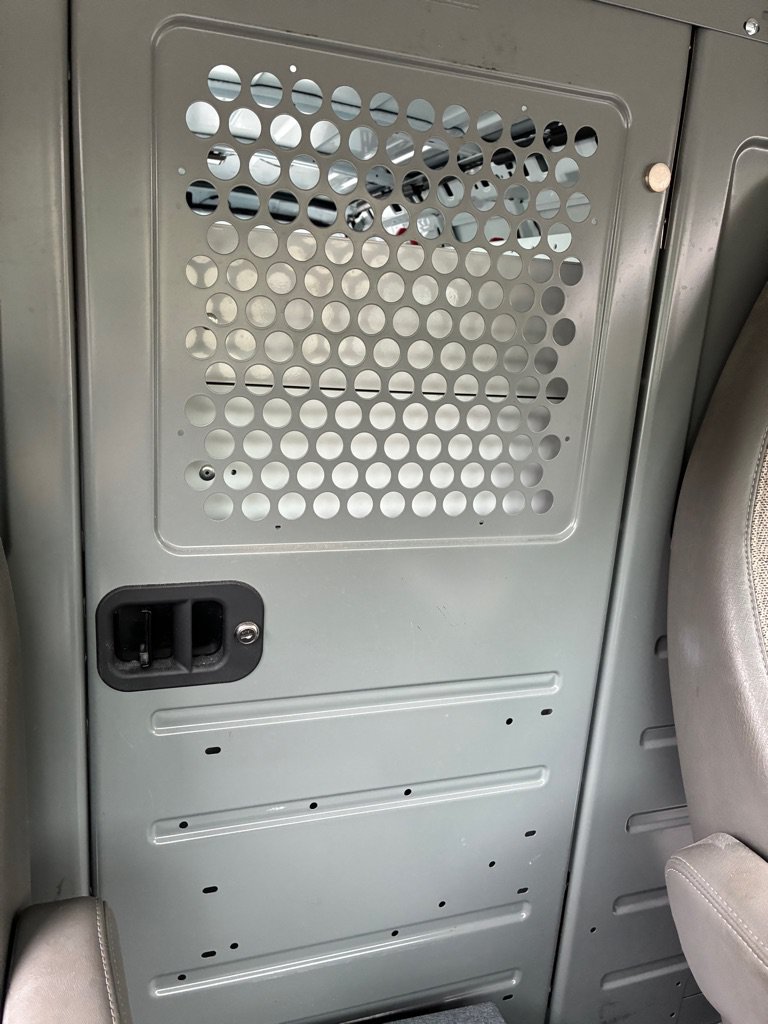 Used 2012 GMC Savana 1500 AWD image 34