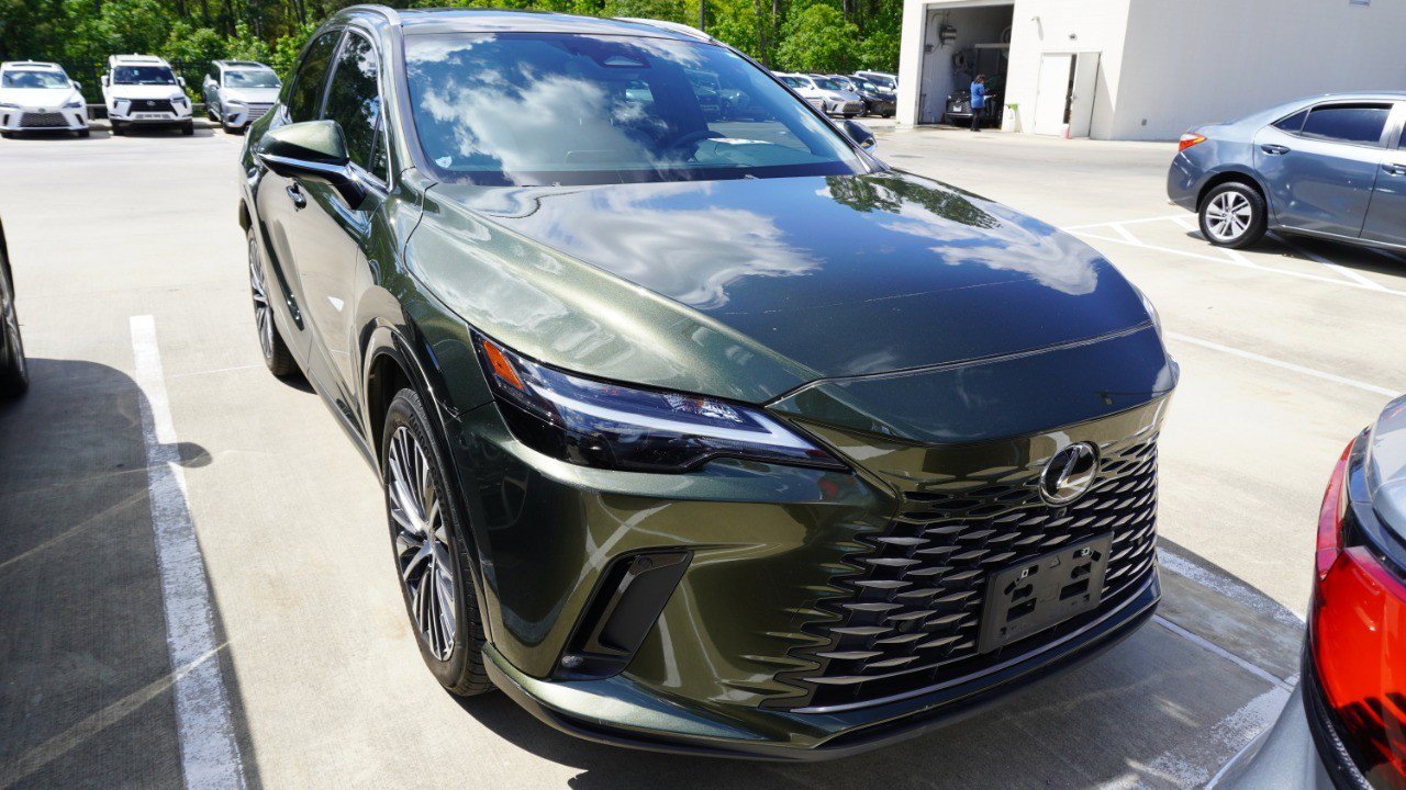 Used 2025 Lexus RX 350 Premium Plus w/ Accessory Package (Z1) image 2