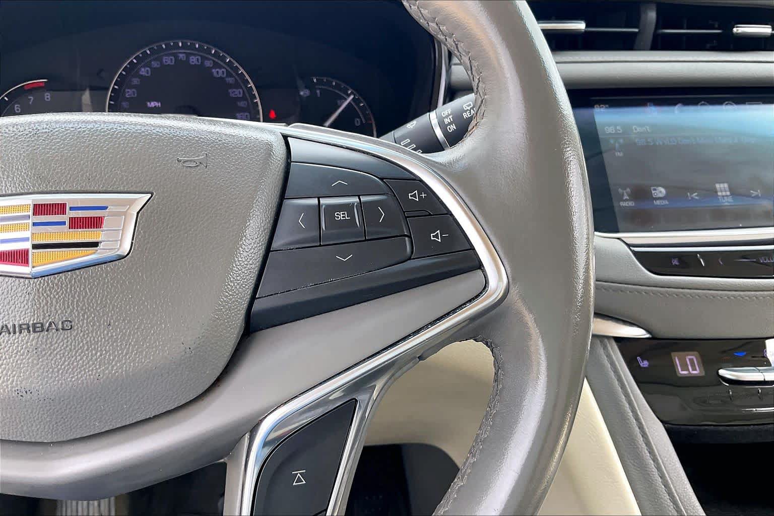 Used 2019 Cadillac XT5 Luxury FWD image 49