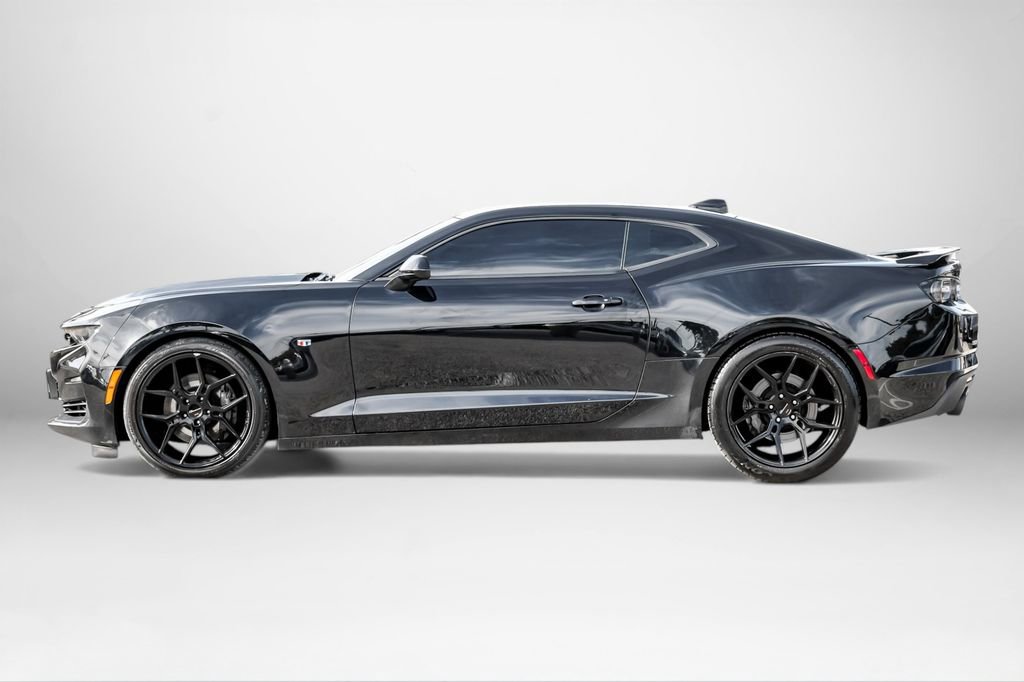 Used 2023 Chevrolet Camaro SS RWD image 7