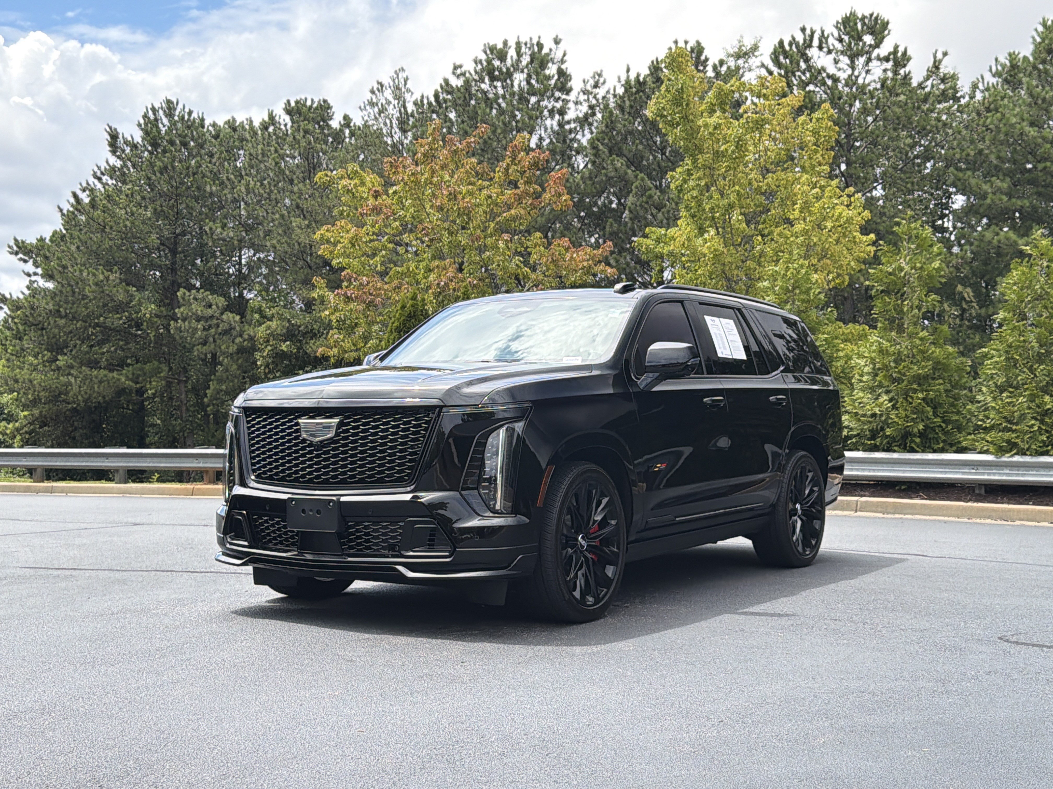 Used 2025 Cadillac Escalade V w/ LPO, ONYX Package AWD/4WD image 13