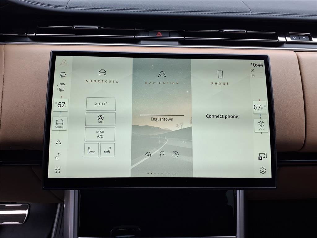 Certified 2024 Land Rover Range Rover SE image 12