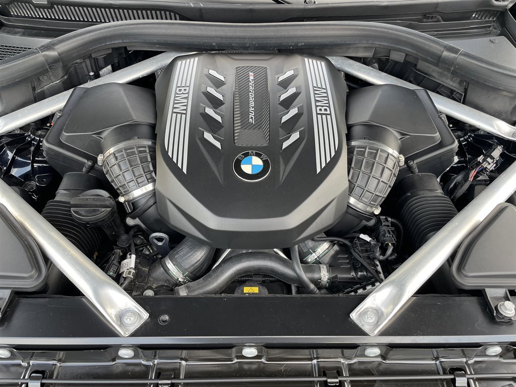 Used 2020 BMW X5 M50i w/ Executive Package AWD/4WD image 8