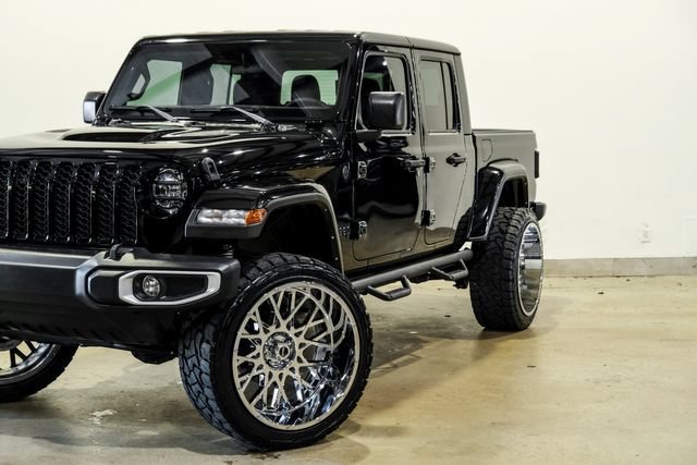 Used 2023 Jeep Gladiator Sport AWD/4WD image 19