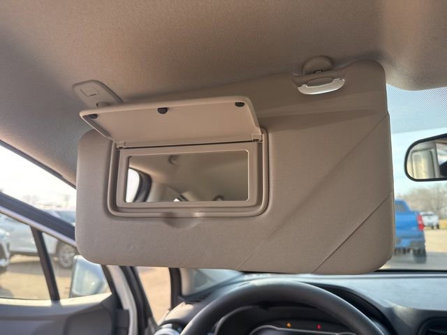 Used 2025 Nissan Versa SV image 30