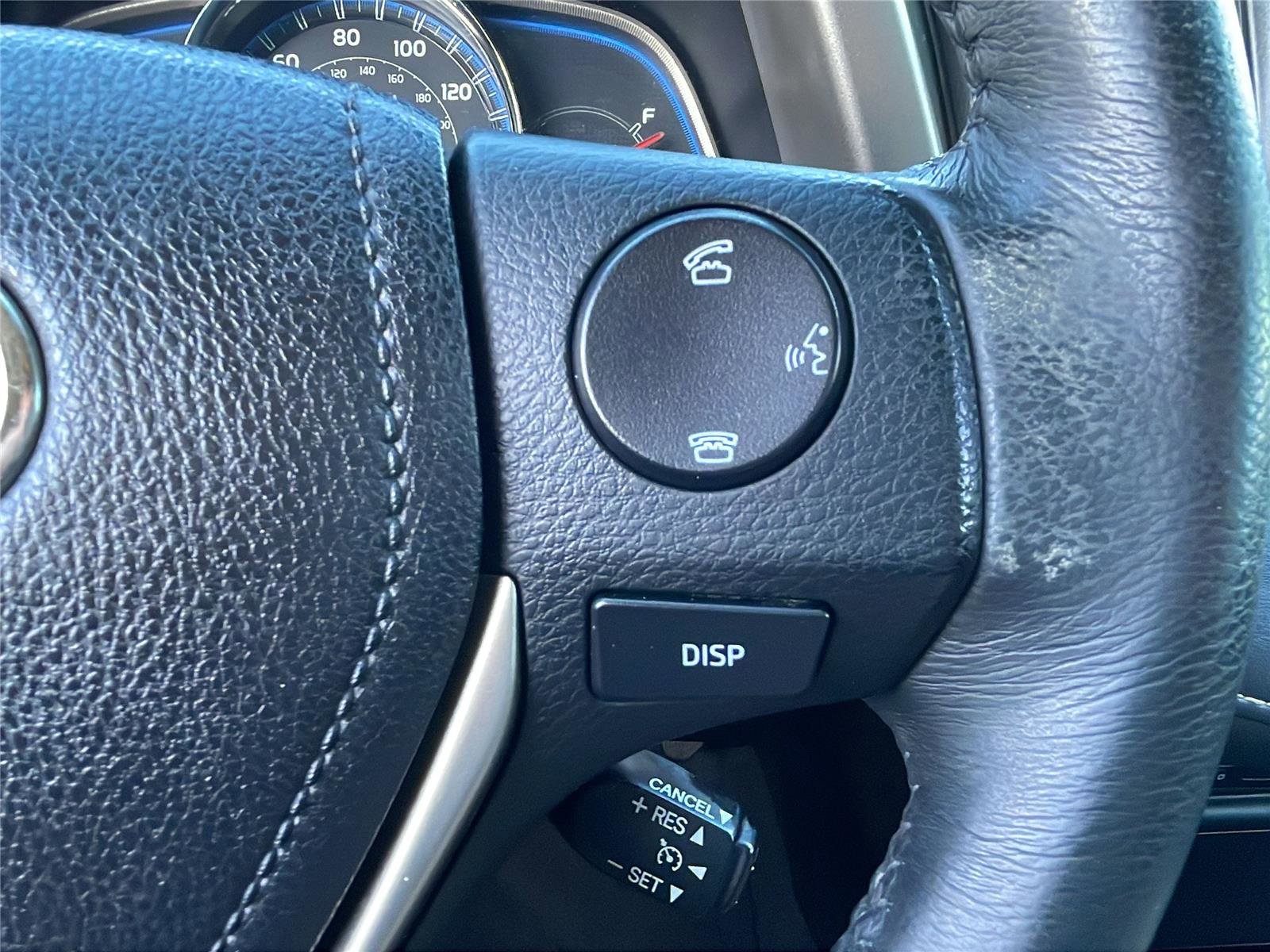 Used 2013 Toyota RAV4 Limited image 25