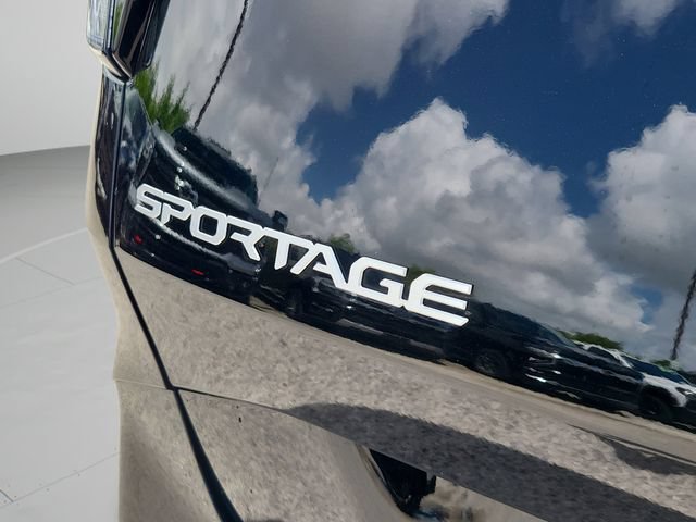 Used 2025 Kia Sportage SX FWD image 34