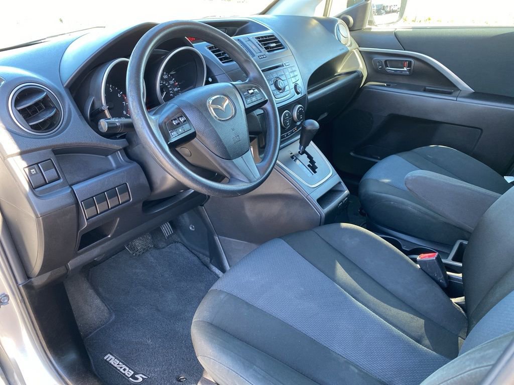 Used 2015 MAZDA MAZDA5 Sport image 16