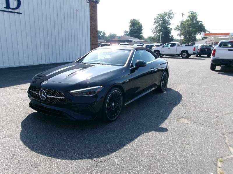 Used 2025 Mercedes-Benz CLE 450 4MATIC Cabriolet w/ Night Package image 2