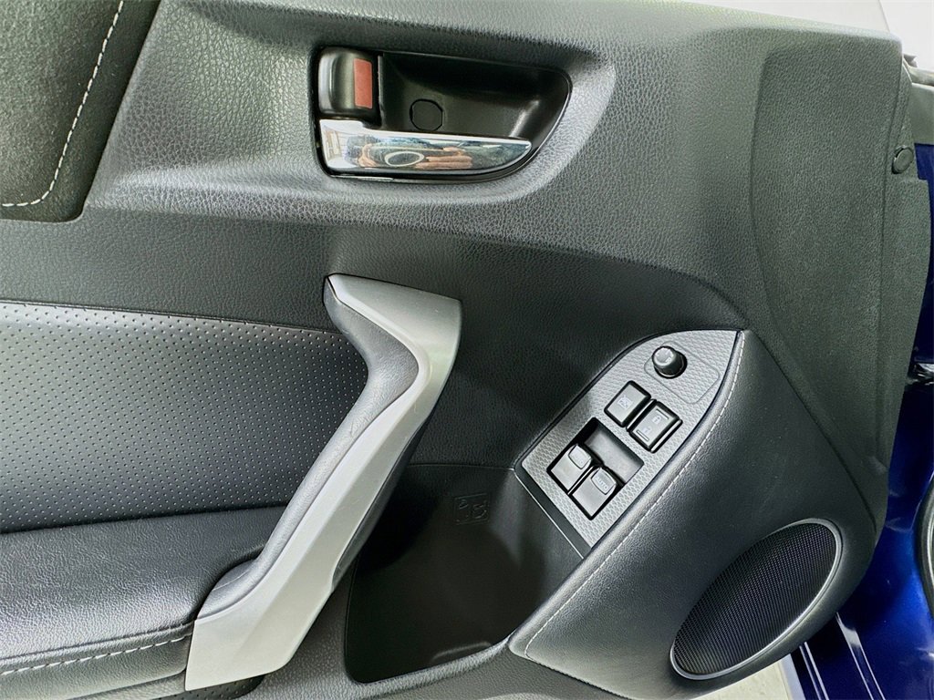 Used 2017 Toyota 86 image 16