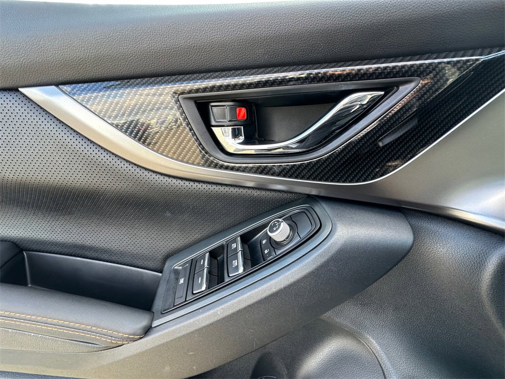 Used 2018 Subaru Crosstrek 2.0i Limited image 11