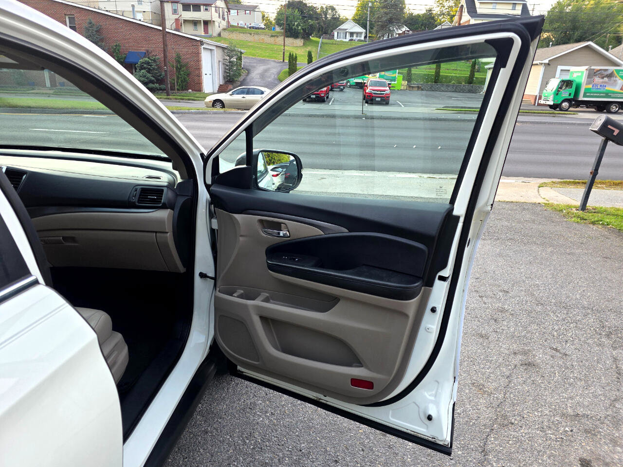 Used 2017 Honda Pilot EX-L image 17