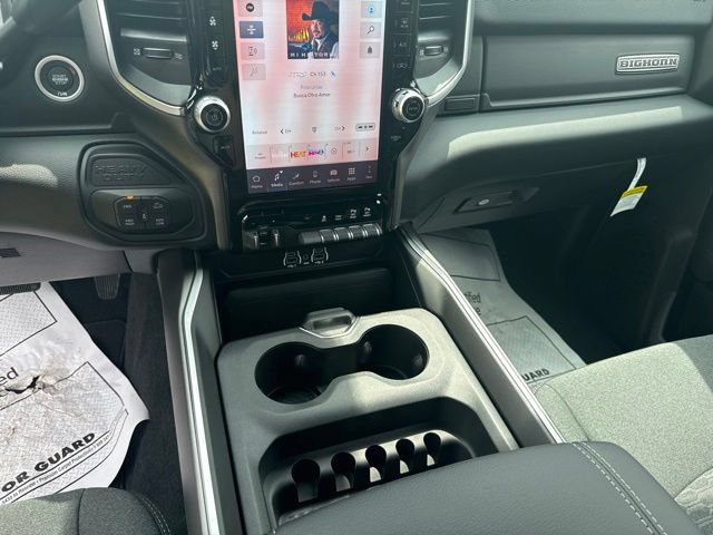 New 2026 RAM 2500 Big Horn AWD/4WD image 22