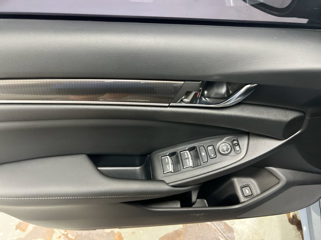 Used 2022 Honda Accord Sport image 20