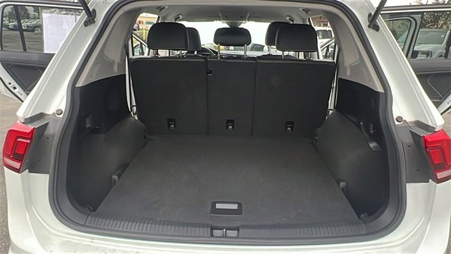 Used 2023 Volkswagen Tiguan SE image 14